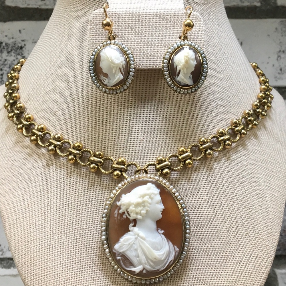 15k 18k Georgian Cameos w/Pearls- Solid Gold Demi Parure